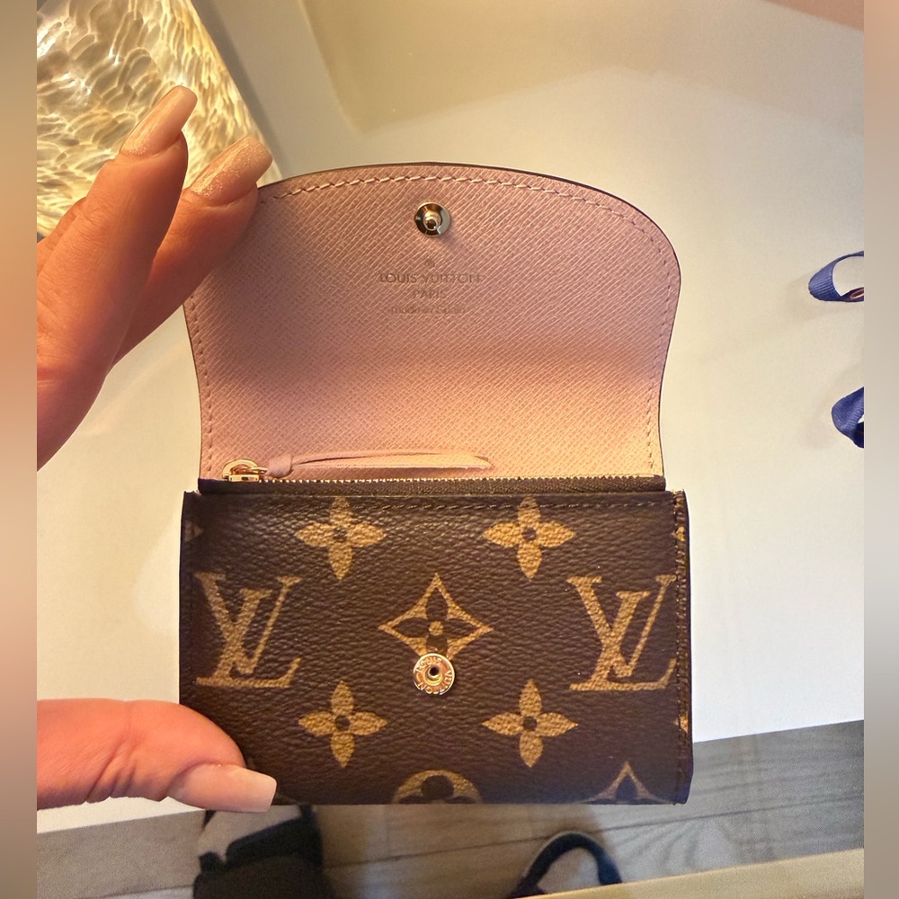Louis Vuitton Rosalie Coin Purse - Picture 3 of 11